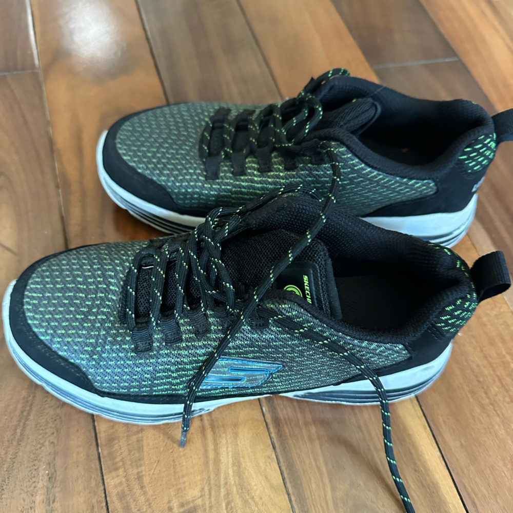 Skechers Luminators sneakers